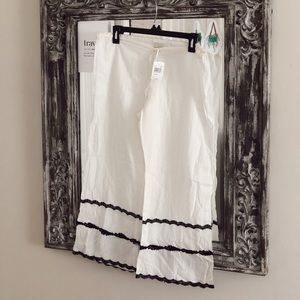 Linen Capri Pants